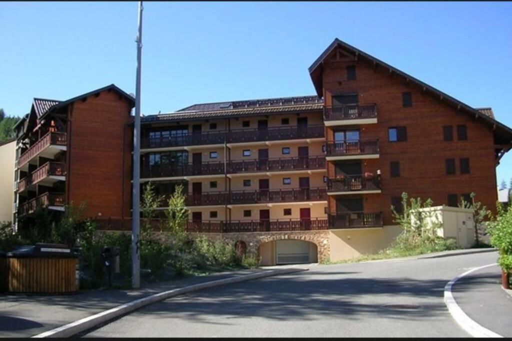 Duplex 7 Pers 3 Pied Des Pistes La Joue Du Loup Apartment *